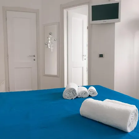 Casa Due Golfi * كابري