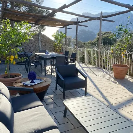 Casa Due Golfi Κάπρι